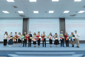 TOP HEAD CÓ THÀNH TÍCH XUẤT SẮC TRONG HOẠT ĐỘNG CHĂM SÓC KHÁCH HÀNG KI100